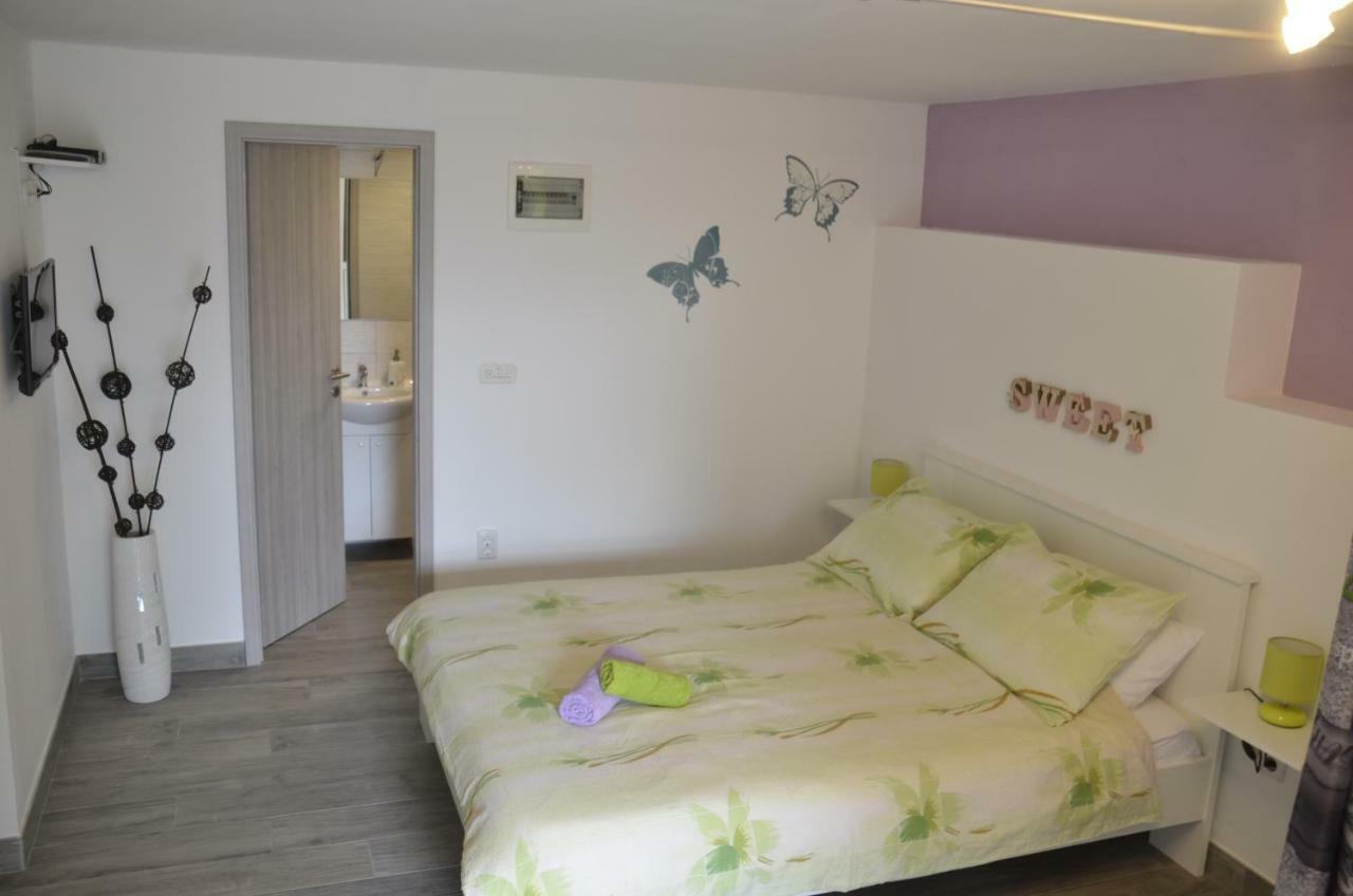 Apartments Lilly - Studio Rijeka Exterior photo